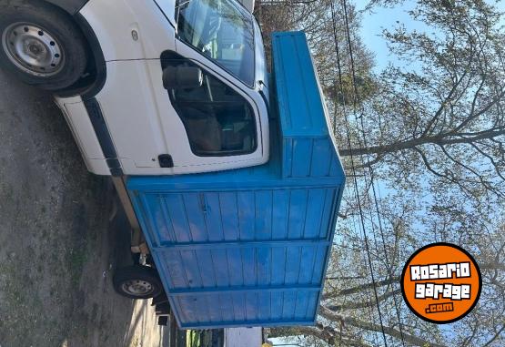 Utilitarios - Renault Master chasis cabina 2011 Diesel 390000Km - En Venta