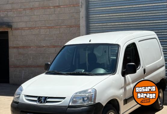 Utilitarios - Peugeot PARTNER 2018 Diesel 105100Km - En Venta