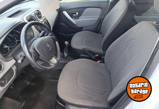 Autos - Renault LOGAN PRIVILEGE 1.6 2018 Nafta 76000Km - En Venta