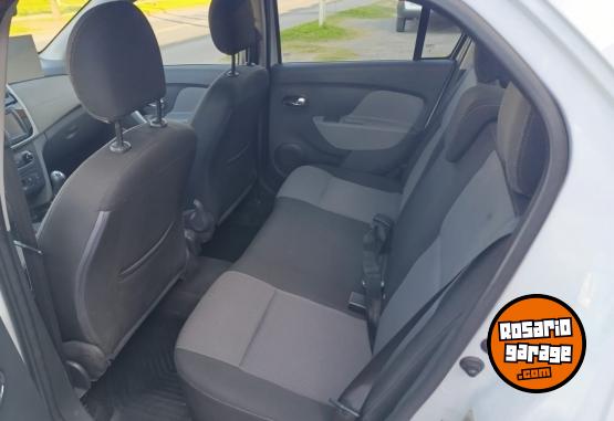 Autos - Renault LOGAN PRIVILEGE 1.6 2018 Nafta 76000Km - En Venta