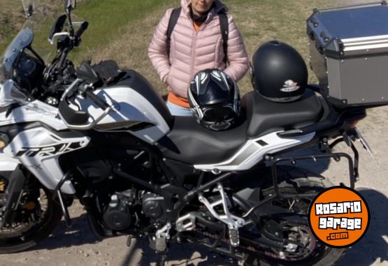 Motos - Benelli TRK 502X 2023 Nafta 7500Km - En Venta