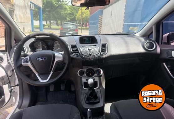 Autos - Ford Fiesta S 2017 Nafta 120000Km - En Venta