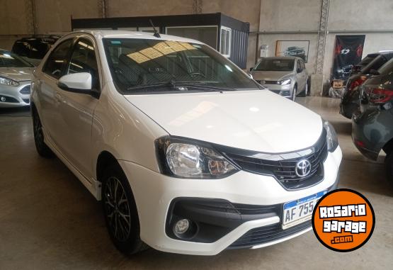 Autos - Toyota Etios 2023 Nafta 66000Km - En Venta