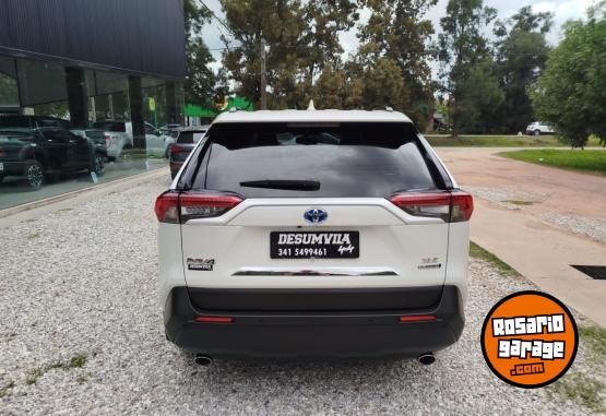 Camionetas - Toyota RAV4 HIBRIDA 2019 Electrico / Hibrido 90000Km - En Venta