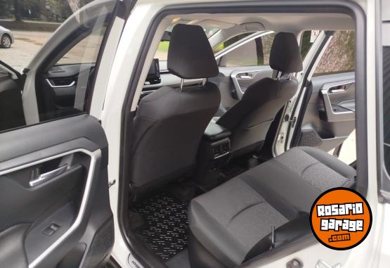 Camionetas - Toyota RAV4 HIBRIDA 2019 Electrico / Hibrido 90000Km - En Venta