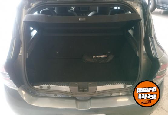 Autos - Renault Sandero 2023 Nafta 60000Km - En Venta