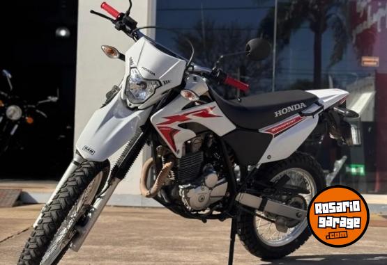 Motos - Honda XR250 TORNADO 2023 Nafta 12700Km - En Venta