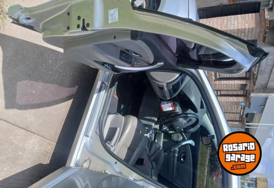 Autos - Renault Fluence Privilege cvt 2.0 2014 GNC 180000Km - En Venta