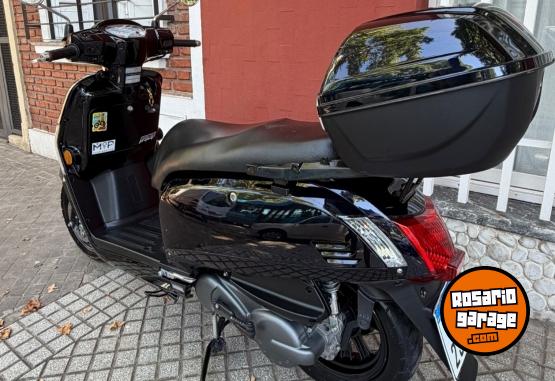 Motos - Kymco Like 2022 Nafta 7500Km - En Venta