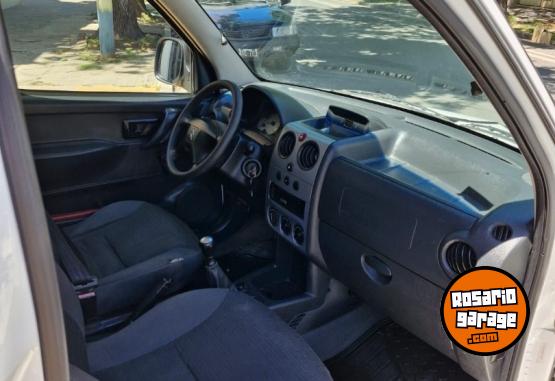 Utilitarios - Citroen Berlingo 2017 Diesel 180000Km - En Venta