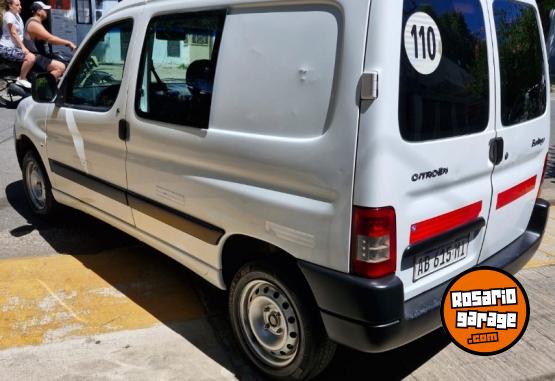 Utilitarios - Citroen Berlingo 2017 Diesel 180000Km - En Venta