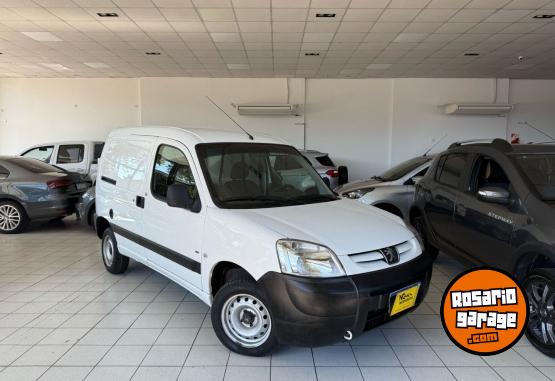 Utilitarios - Peugeot Partner Furgon 2017 Diesel 150000Km - En Venta