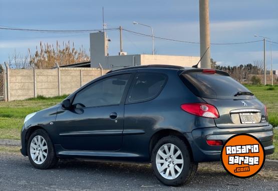 Autos - Peugeot 207 2011 Nafta 127000Km - En Venta