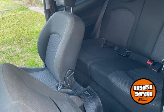 Autos - Peugeot 207 2011 Nafta 127000Km - En Venta