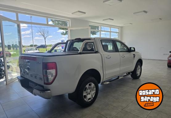 Camionetas - Ford Ranger xlt 4x2 2017 Diesel 153000Km - En Venta