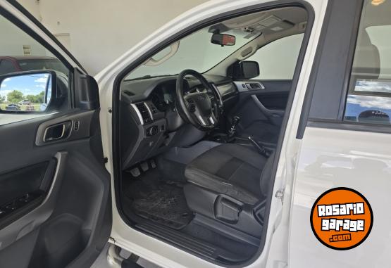 Camionetas - Ford Ranger xlt 4x2 2017 Diesel 153000Km - En Venta