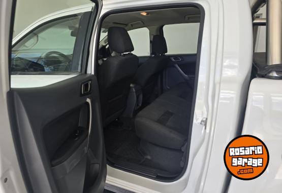 Camionetas - Ford Ranger xlt 4x2 2017 Diesel 153000Km - En Venta