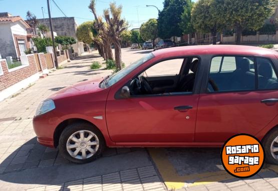 Autos - Renault Symbol 2011 Nafta 156000Km - En Venta