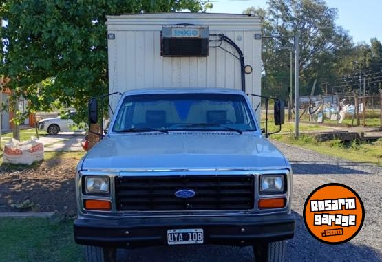 Camiones y Grúas - Ford 350 - En Venta