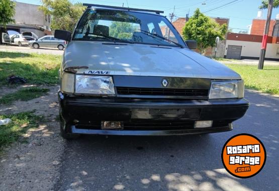 Autos - Renault 9 1994 GNC 111111Km - En Venta