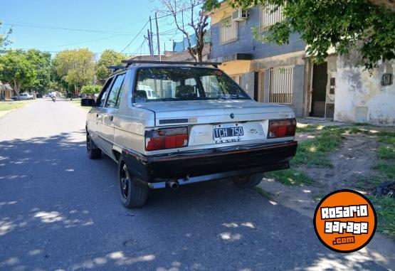Autos - Renault 9 1994 GNC 111111Km - En Venta