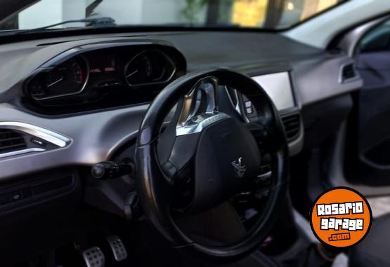 Autos - Peugeot 208 Feline 1.6 2017 Nafta 125000Km - En Venta