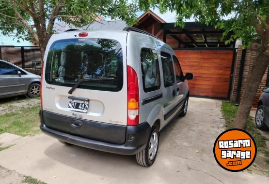 Utilitarios - Renault kangoo sportway 2012 Diesel 175000Km - En Venta