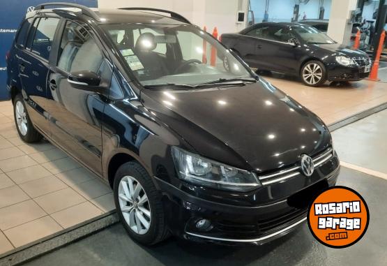 Autos - Volkswagen SURAN 1.6 TRENDLINE 2015 Nafta 92000Km - En Venta
