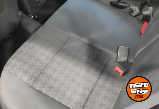 Autos - Volkswagen SURAN 1.6 TRENDLINE 2015 Nafta 92000Km - En Venta