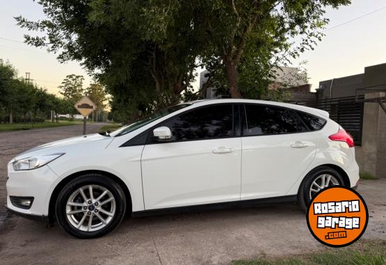 Autos - Ford Focus 1.6 2016 Nafta 104000Km - En Venta
