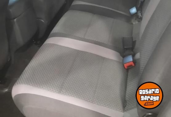 Camionetas - Volkswagen AMAROK COMFORTLINE 4X4 AT 2023 Diesel 50000Km - En Venta