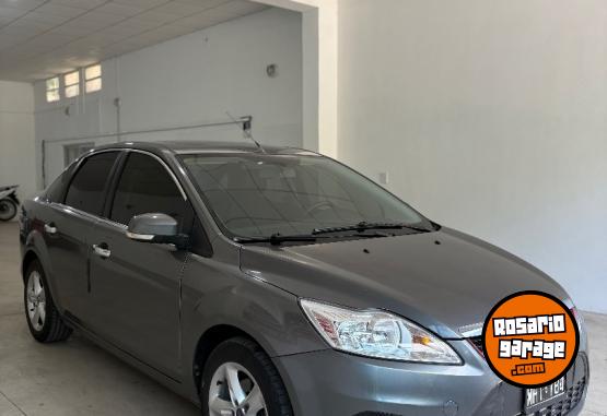 Autos - Ford Focus exe ghia 2013 Nafta 175000Km - En Venta