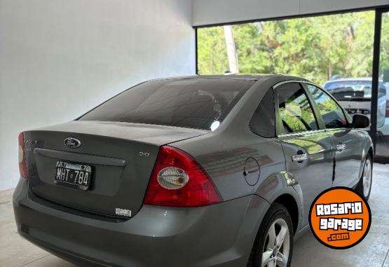 Autos - Ford Focus exe ghia 2013 Nafta 175000Km - En Venta