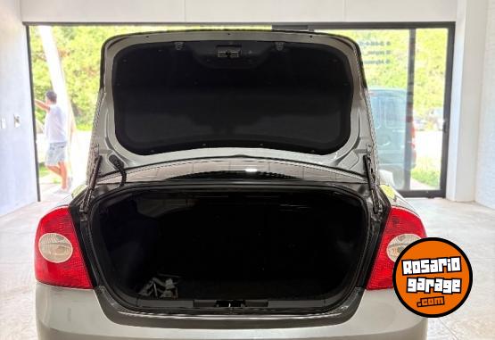 Autos - Ford Focus exe ghia 2013 Nafta 175000Km - En Venta