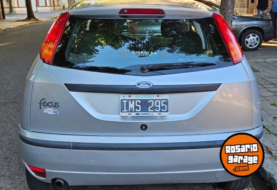 Autos - Ford Focus 1.6 Ambiente 5 puer 2010 Nafta 105000Km - En Venta