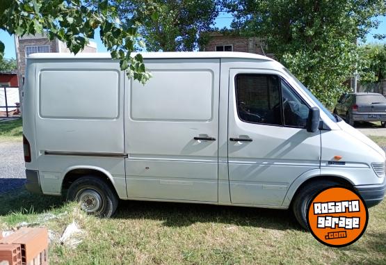 Utilitarios - Mercedes Benz Sprinter 1999 Diesel 550000Km - En Venta