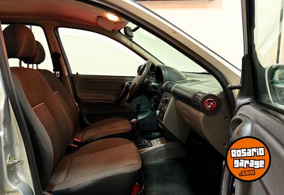 Autos - Chevrolet CLASSIC LS 2016 GNC 162000Km - En Venta