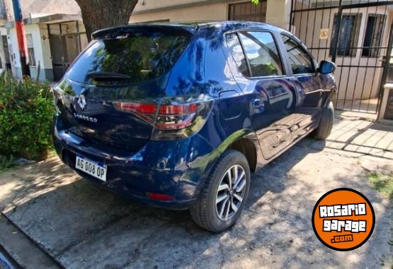Autos - Renault Sandero intense 5ptas 2023 Nafta 23000Km - En Venta