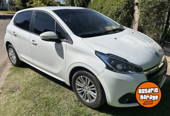 Autos - Peugeot 208 Allure 2018 Nafta 39877Km - En Venta