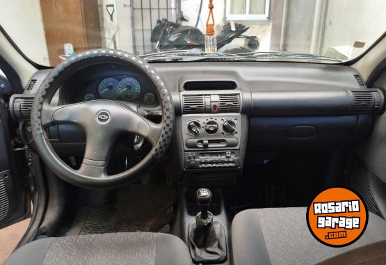Autos - Chevrolet Corsa 2004 Nafta 239000Km - En Venta