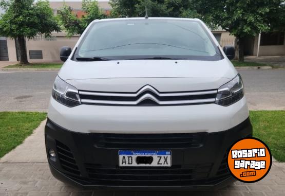 Utilitarios - Citroen Jumpy Mixto HDI 2019 Diesel 207000Km - En Venta
