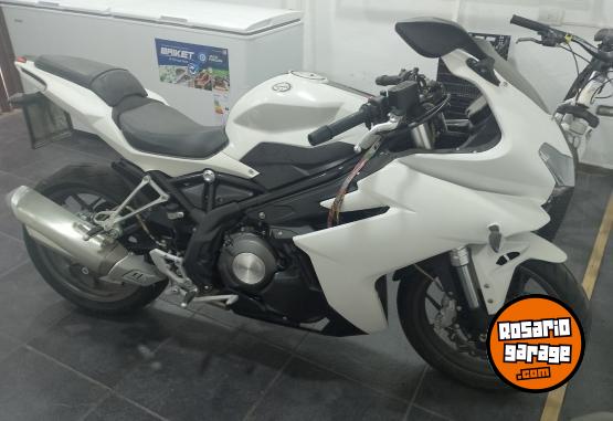 Motos - Benelli 302 R 2020 Nafta 3000Km - En Venta
