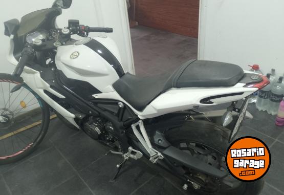 Motos - Benelli 302 R 2020 Nafta 3000Km - En Venta