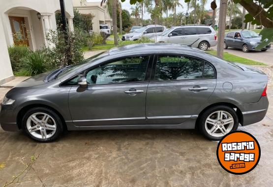 Autos - Honda Civic 2011 Nafta 208000Km - En Venta