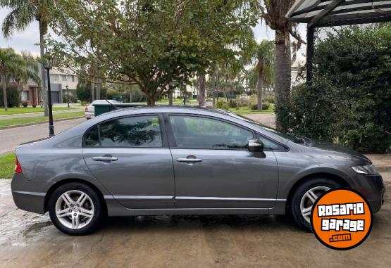 Autos - Honda Civic 2011 Nafta 208000Km - En Venta