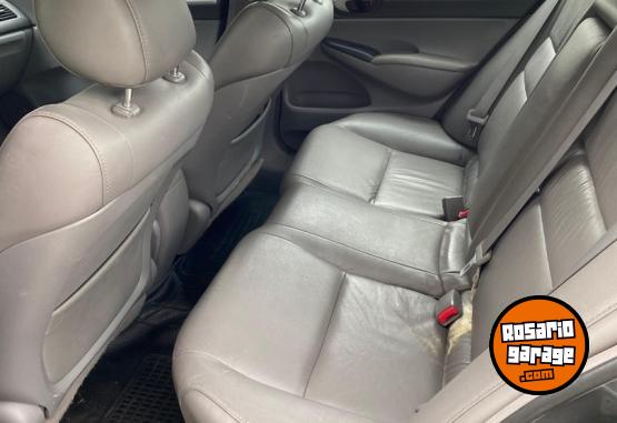 Autos - Honda Civic 2011 Nafta 208000Km - En Venta