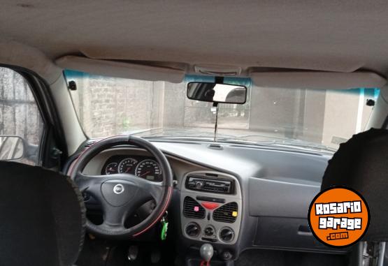 Autos - Fiat Palio 2004 Nafta 230000Km - En Venta