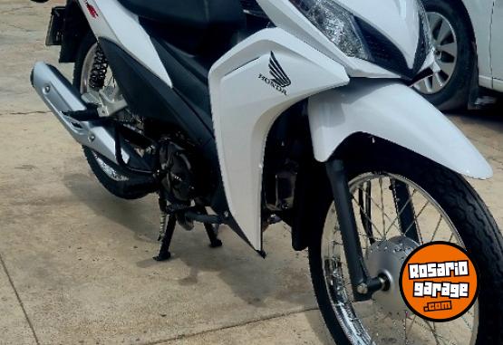 Motos - Honda 110 s 2024 Nafta 800Km - En Venta