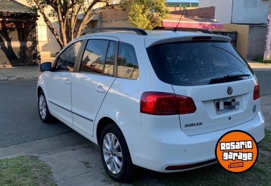 Autos - Volkswagen SURAN 2011 Nafta 1111Km - En Venta