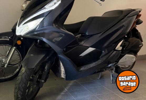 Motos - Honda PCX 150 2022 Nafta 14500Km - En Venta